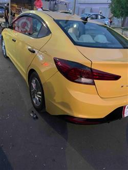 هیوندای ئەلەنترا